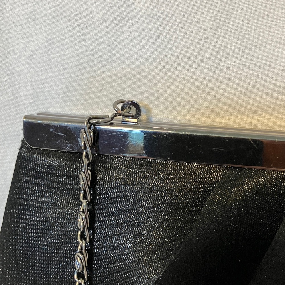 Black Pleated Evening Gunne Sax Handbag by Jessica McClintock - Picture 4 of 12